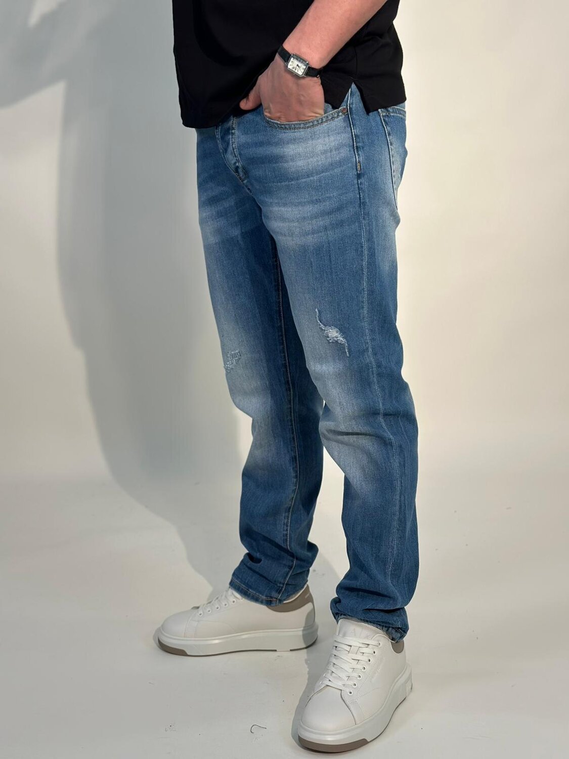 011443.DEN_2.jpg