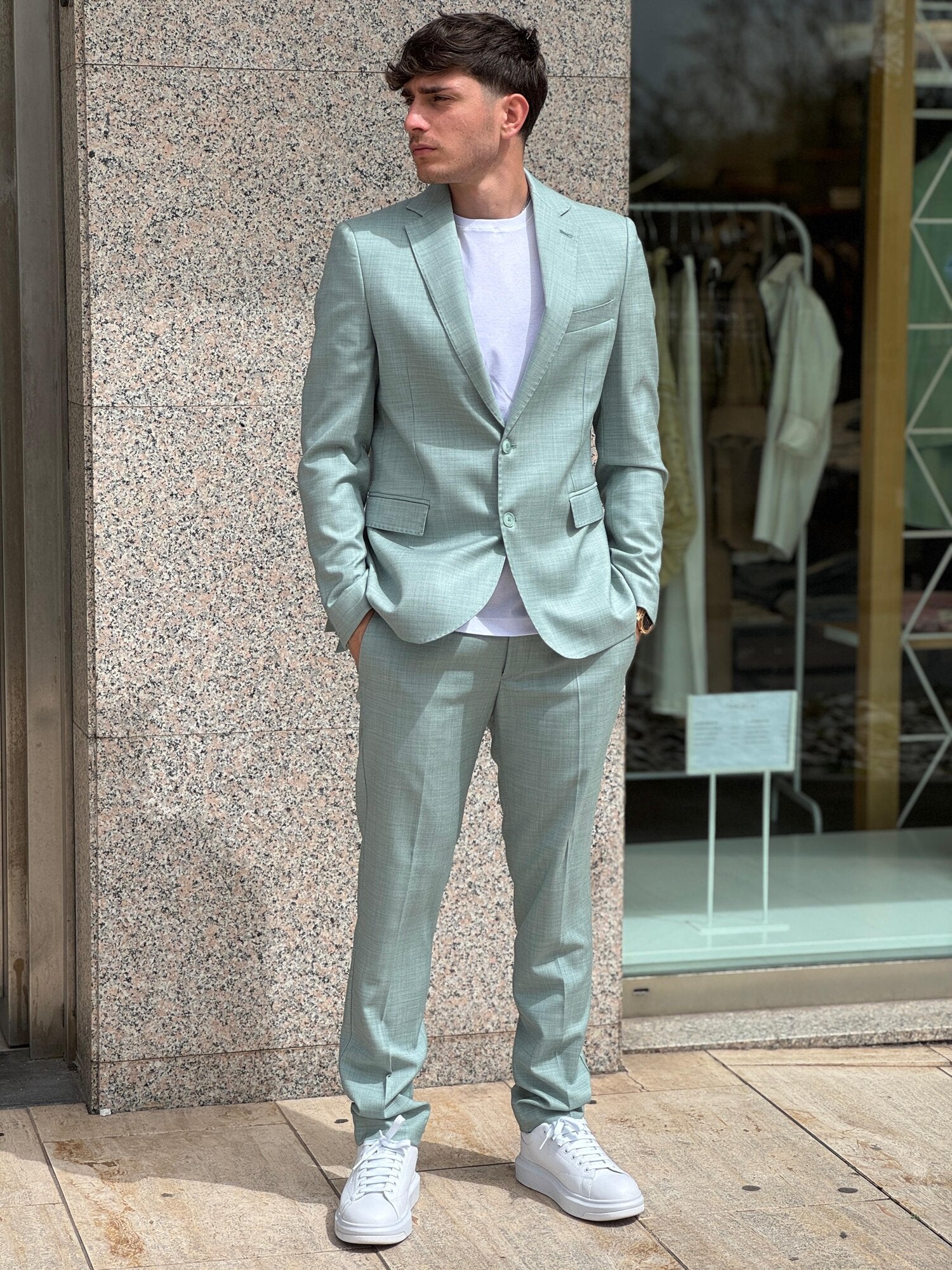 005053.MEN_1.jpg