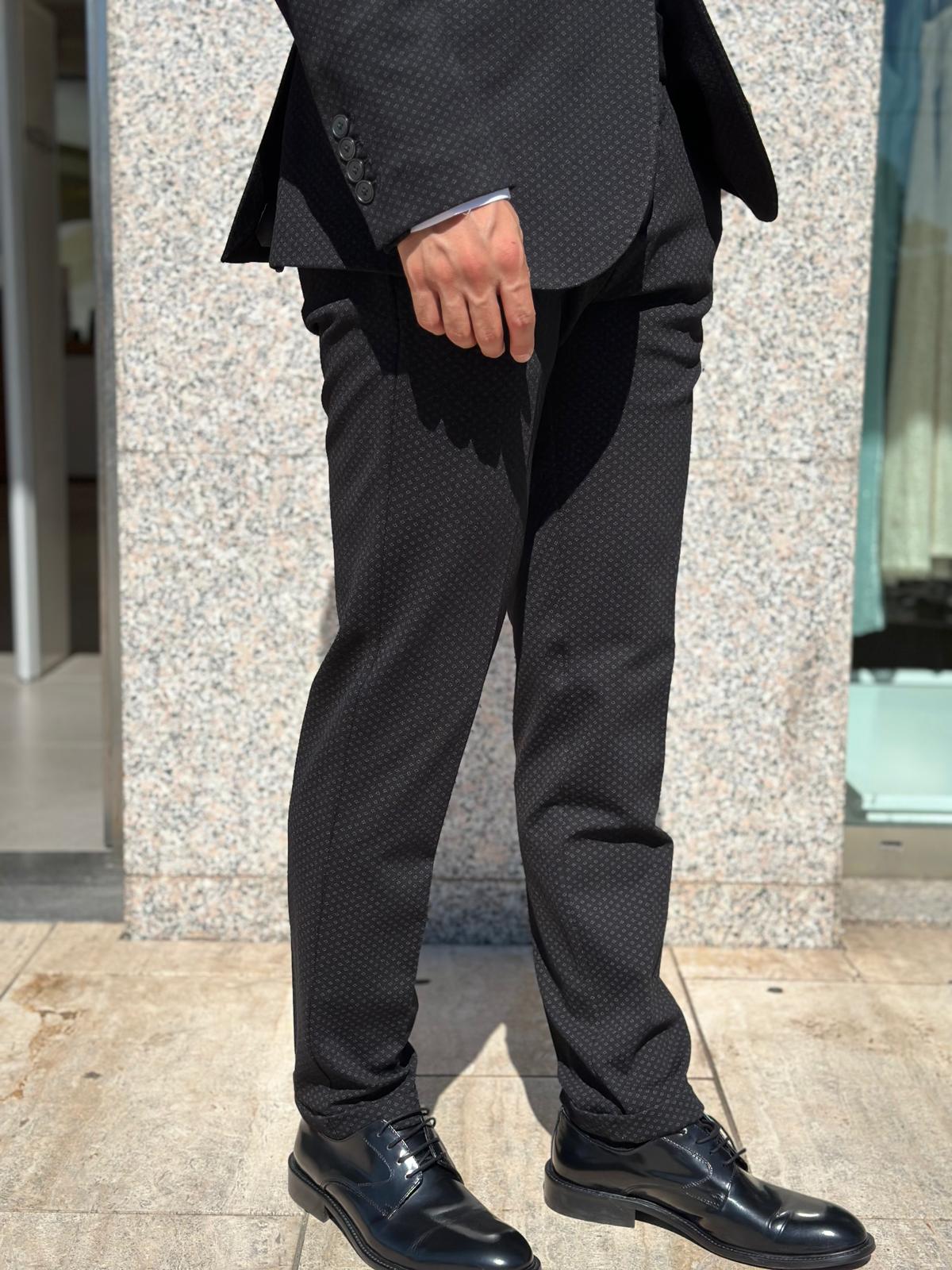 ABITO UOMO