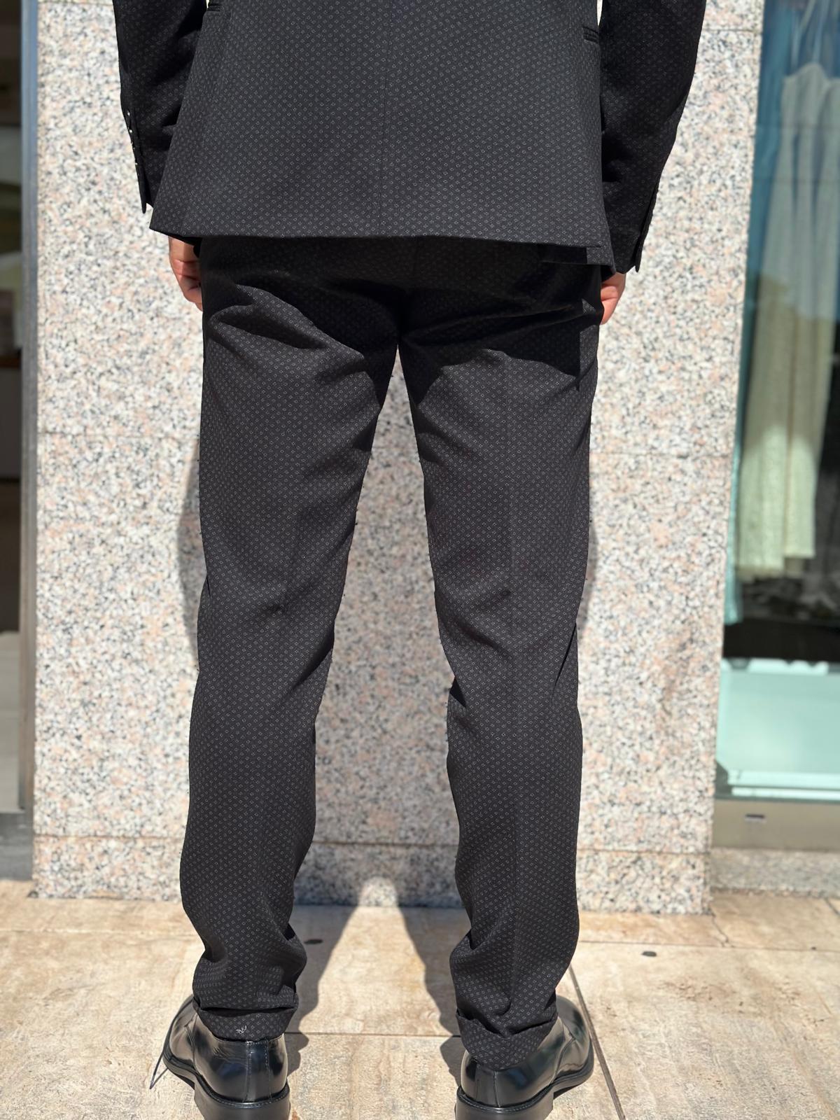 ABITO UOMO