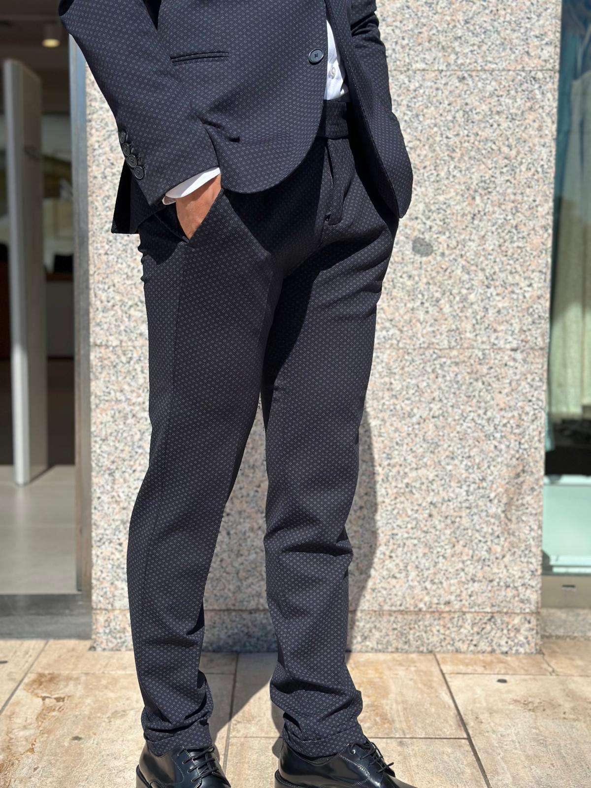 ABITO UOMO