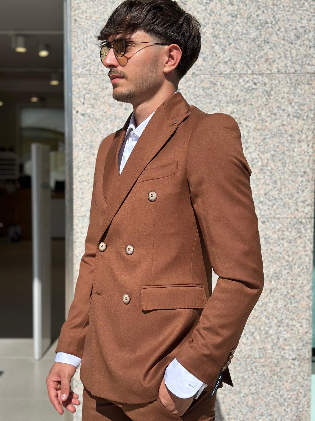 ABITO UOMO